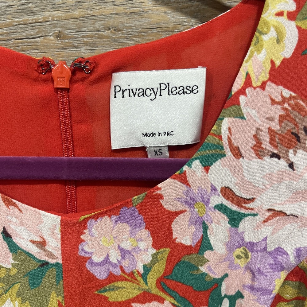 NWT Privacy Please Women's Red Cora Romper Size XS Floral Design‎ Sleeveless - Picture 2 of 8